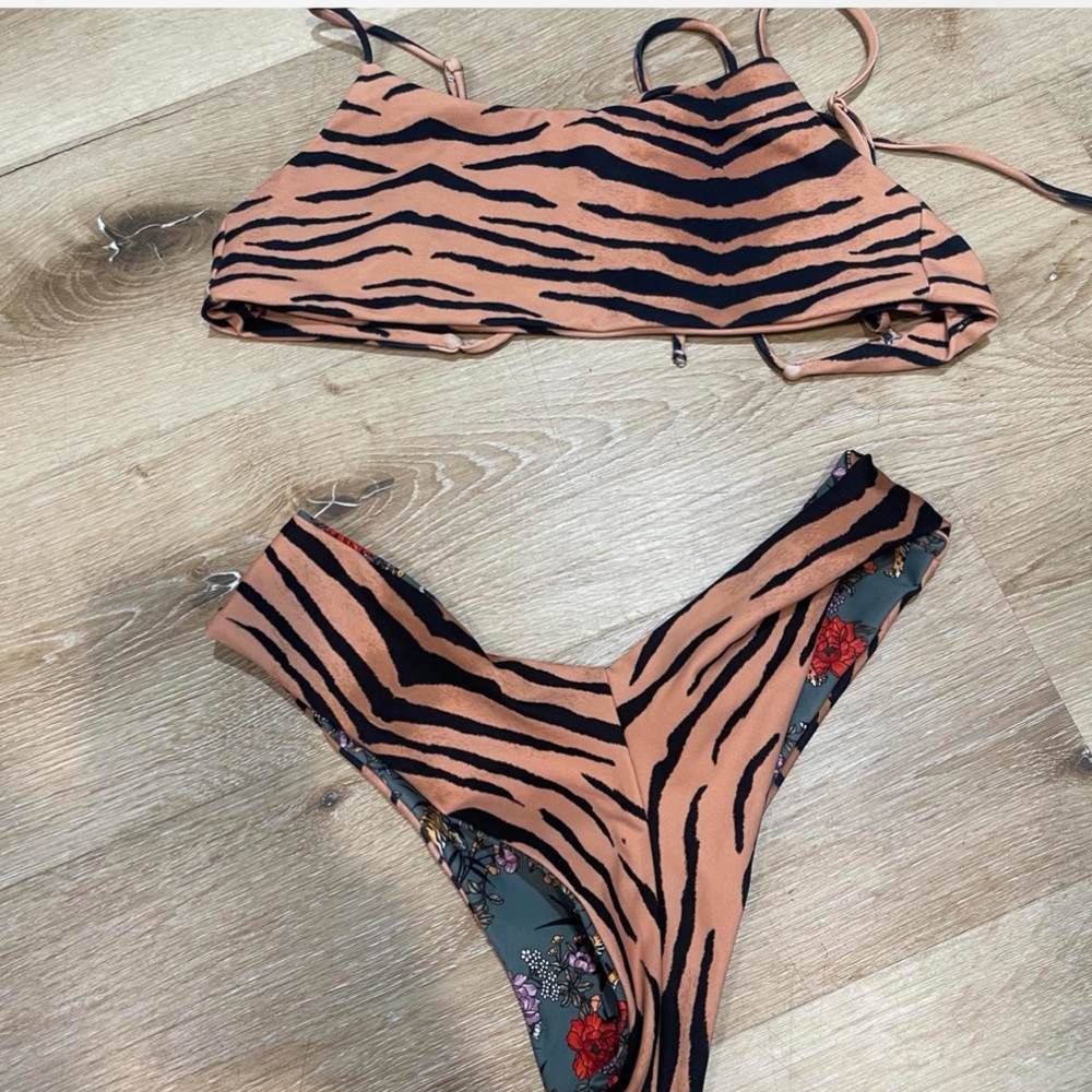 Skatie swim